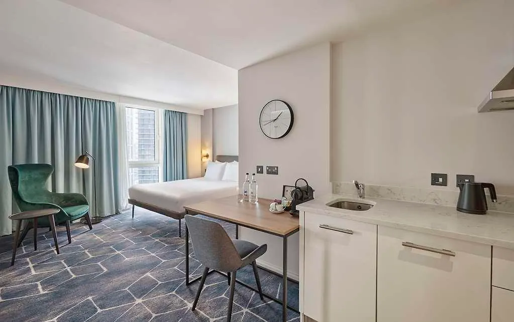 Vila London Stratford House 0*,