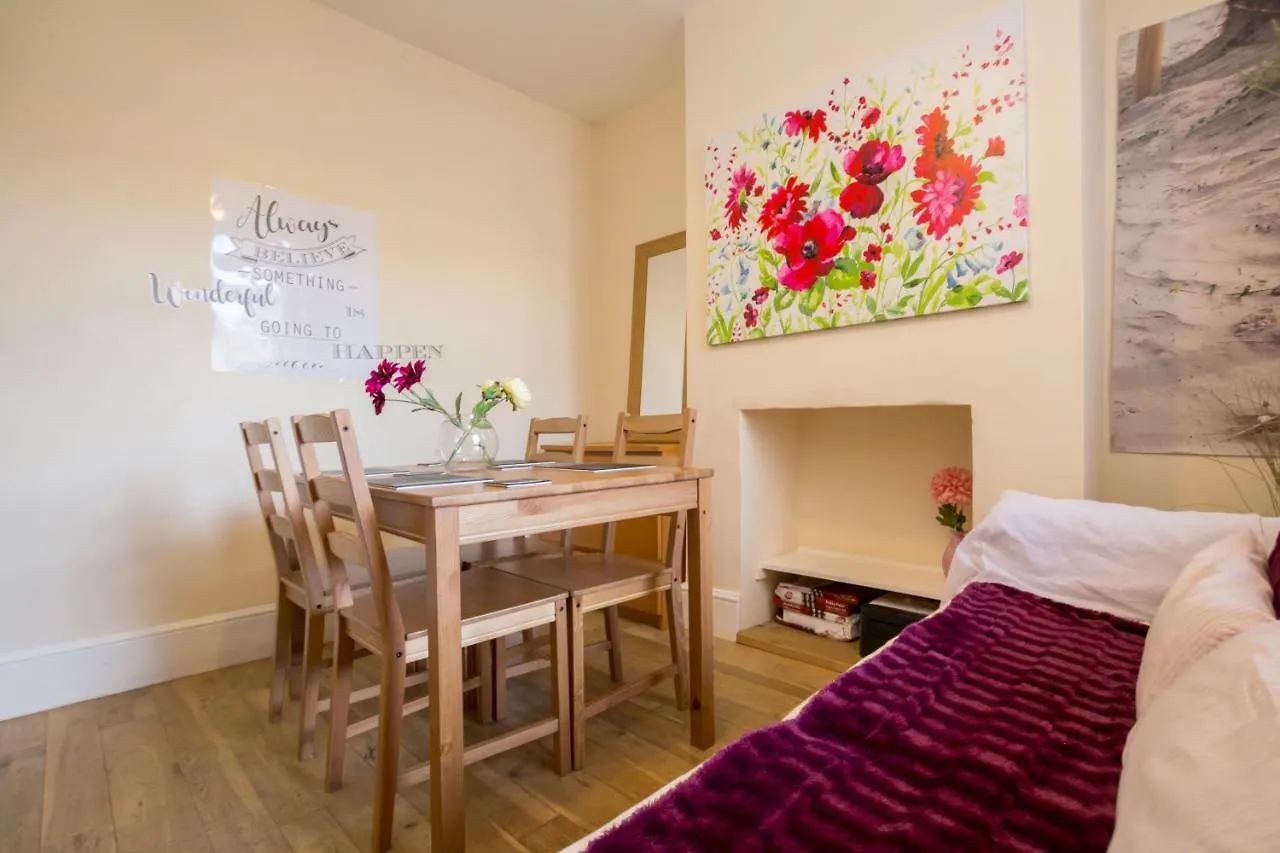 London Stratford House Villa