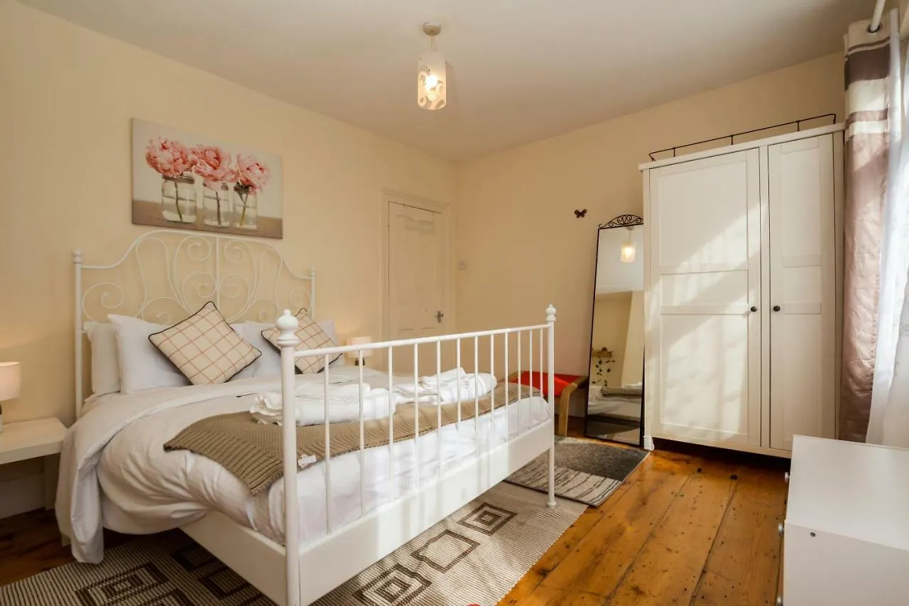 Semesterbostad London Stratford House Villa