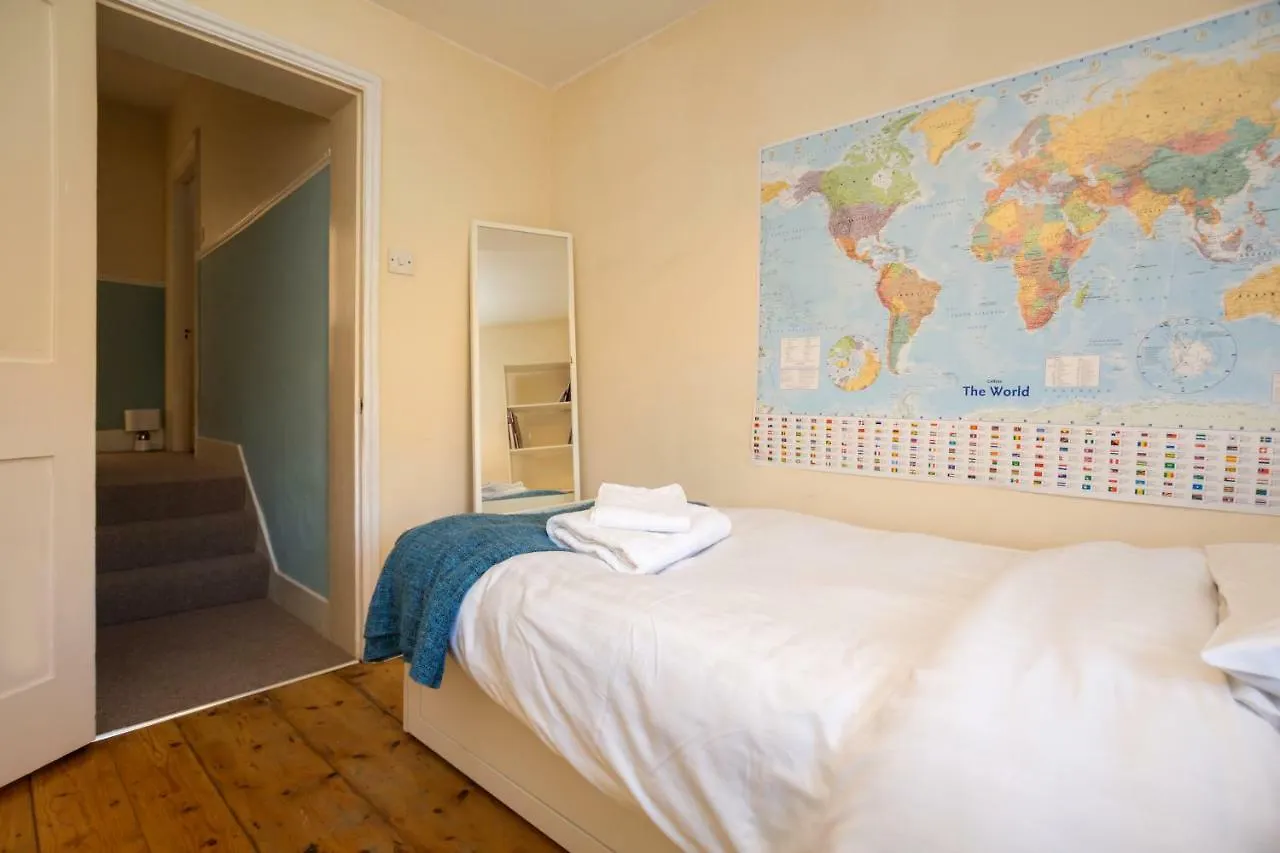 Semesterbostad London Stratford House Villa